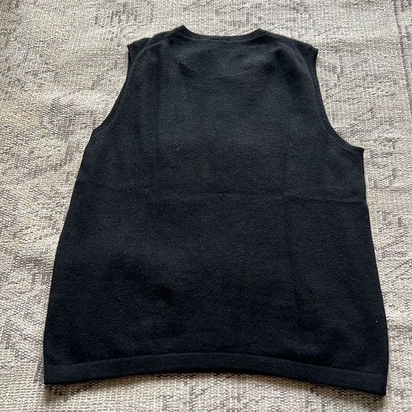 Burberry 100% cashmere sleeveless sweater - Picture 7 of 7